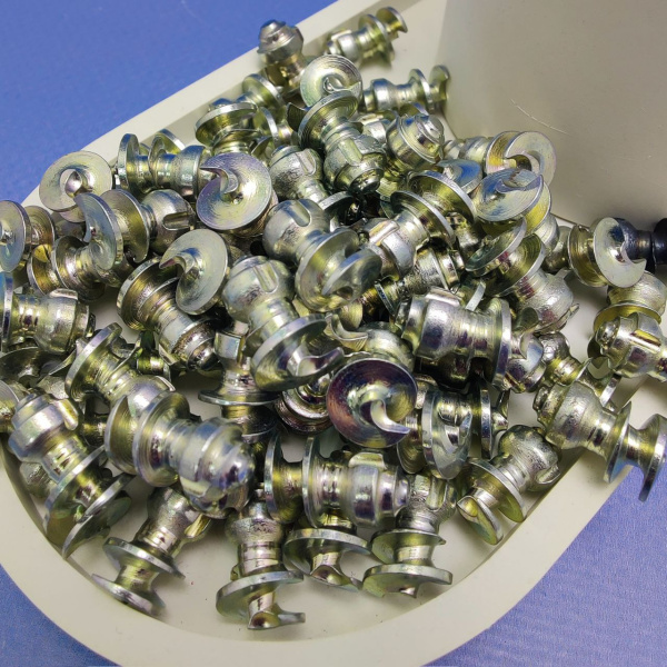 Шипы противоскольжения, тип 1910